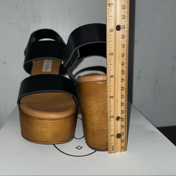 Steve Madden block heels - Picture 3 of 4